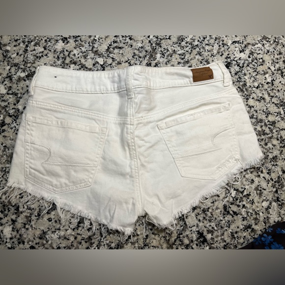 American Eagle Jeans Shorts with Embroidered Front Pockets - Picture 2 of 4